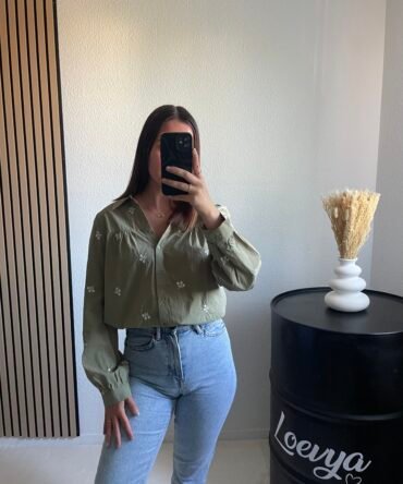 Blouse coloré et tendance, Loevya - Tendance et à la mode