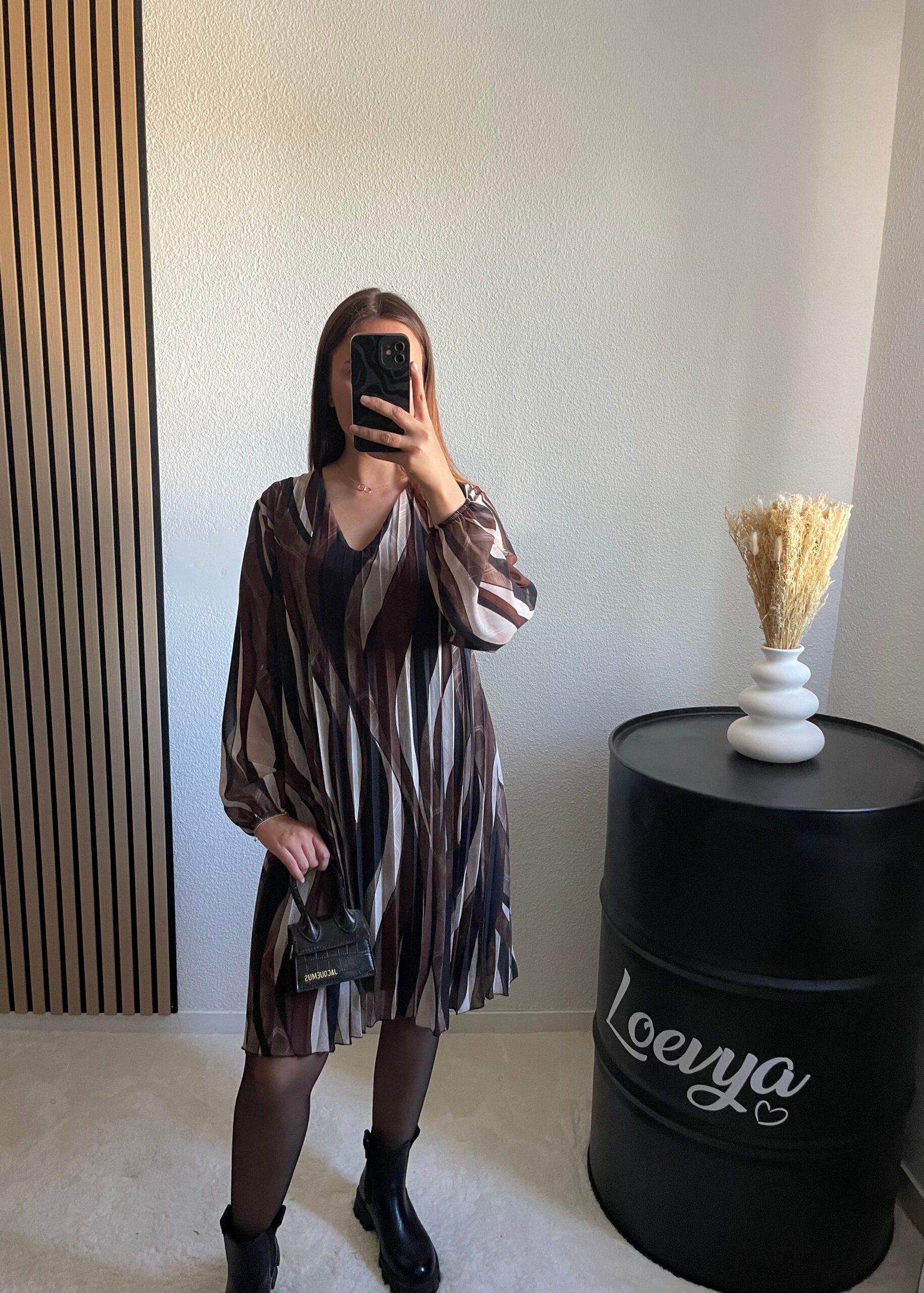 Robe Loevya