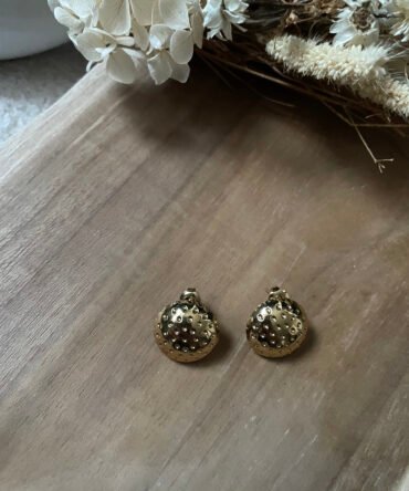 Boucles d&rsquo;oreilles boutons