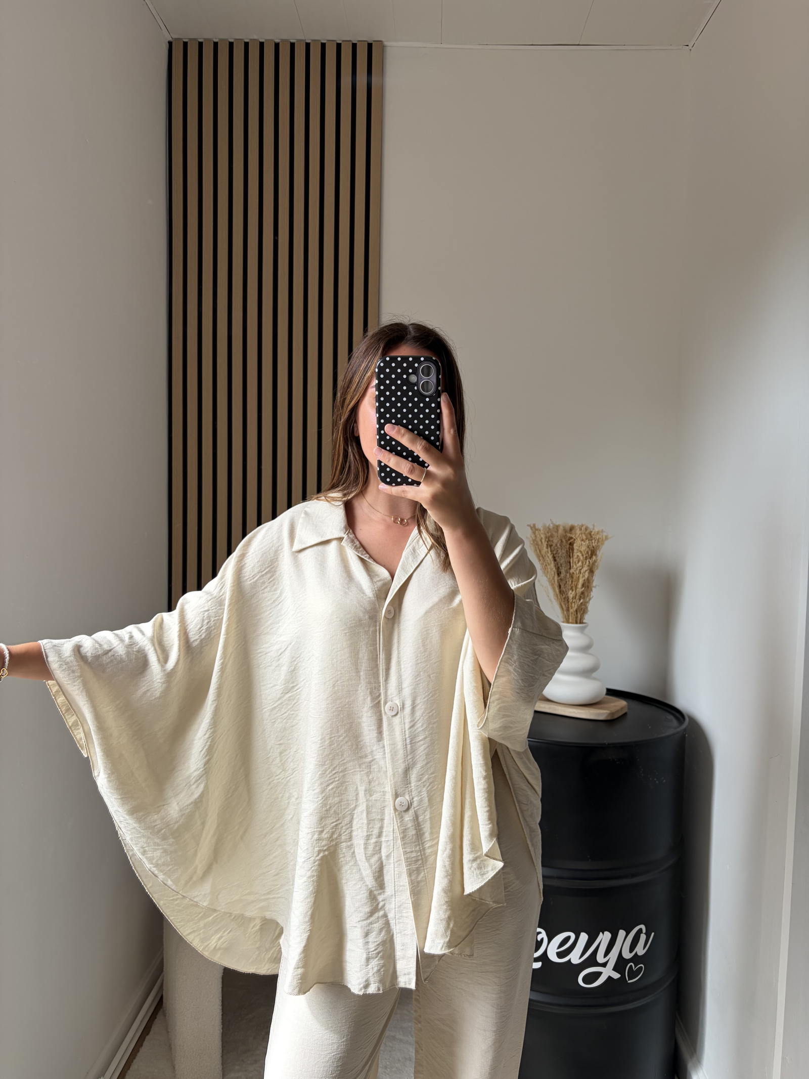 Chemisier ample beige – Image 2